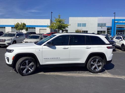 2023 Jeep Grand Cherokee 4xe Base