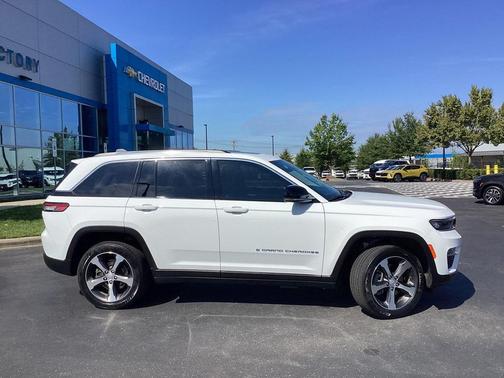 2023 Jeep Grand Cherokee 4xe Base