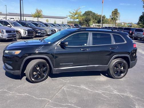 2020 Jeep Cherokee Altitude