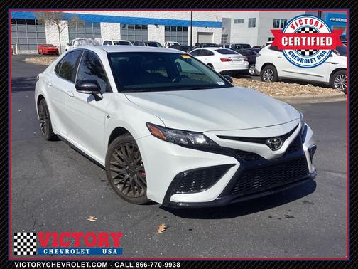 2022 Toyota Camry SE
