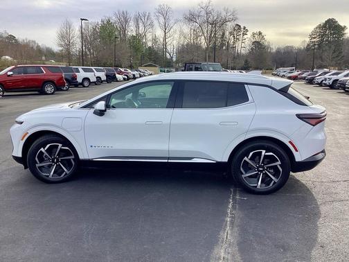 2024 Chevrolet Equinox EV 2LT