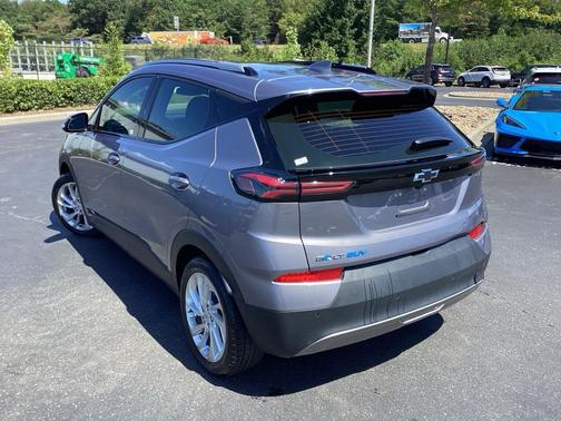 2023 Chevrolet Bolt EUV FWD LT