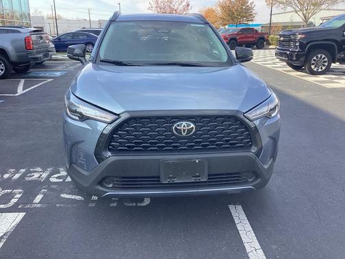 2025 Toyota Corolla Cross LE