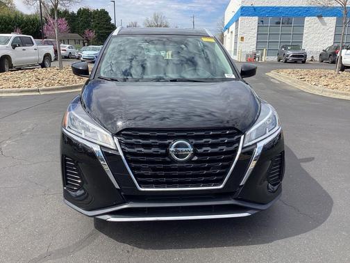 2021 Nissan Kicks SV