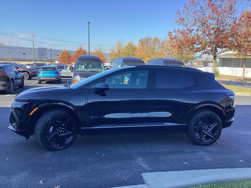 2025 Chevrolet Equinox EV RS