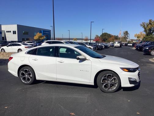 2023 Chevrolet Malibu FWD 1LT