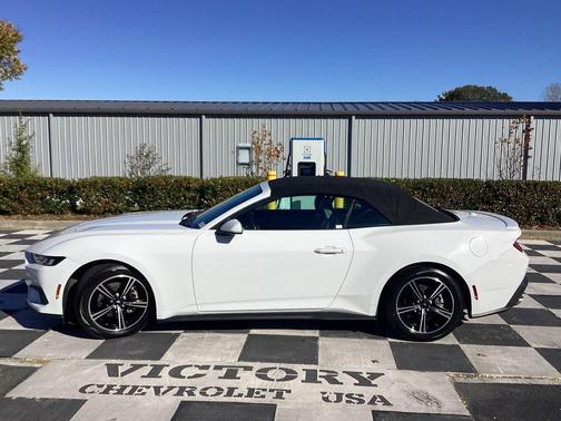 2024 Ford Mustang EcoBoost Premium