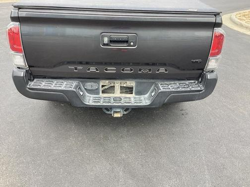 2020 Toyota Tacoma TRD Sport