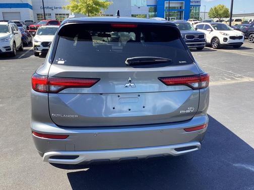 2023 Mitsubishi Outlander PHEV SEL