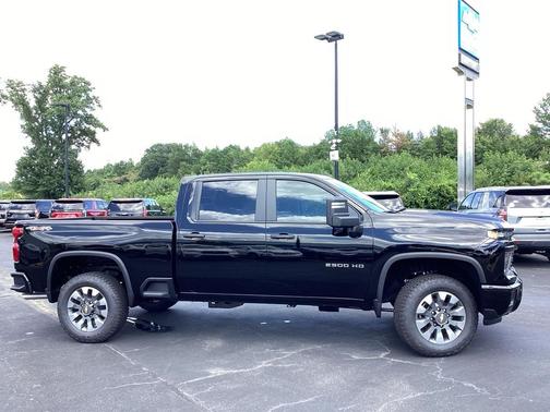 2025 Chevrolet Silverado 2500 Custom