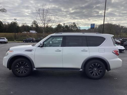 2017 Nissan Armada Platinum