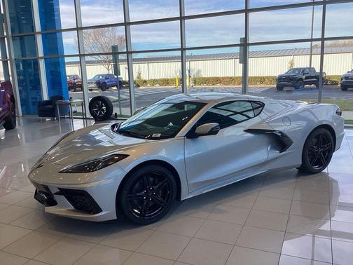 2026 Chevrolet Corvette Stingray w/1LT