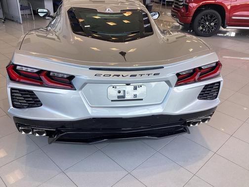 2026 Chevrolet Corvette Stingray w/1LT