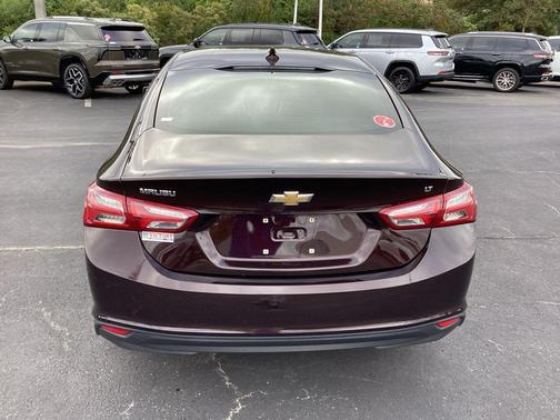 2021 Chevrolet Malibu FWD LT