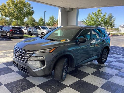 2024 Nissan Rogue S