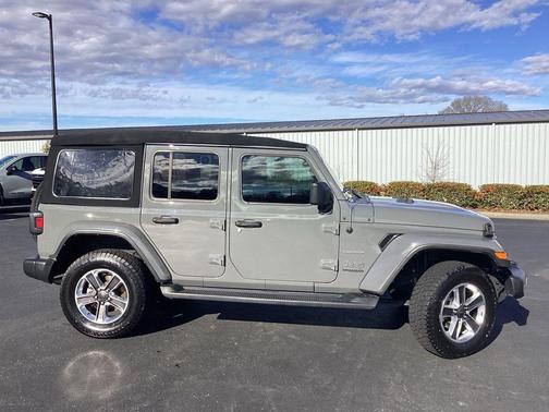 2022 Jeep Wrangler Unlimited Sahara