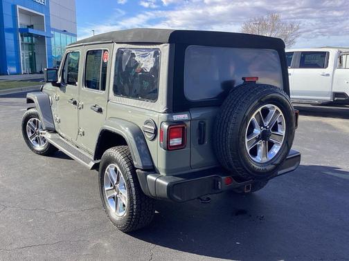 2022 Jeep Wrangler Unlimited Sahara
