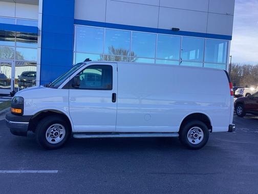 2024 GMC Savana 2500 Work Van
