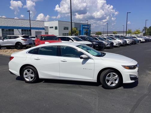 2023 Chevrolet Malibu FWD 1LT