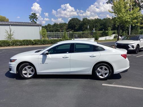 2023 Chevrolet Malibu FWD 1LT