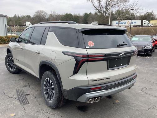 2026 Chevrolet Traverse AWD Z71