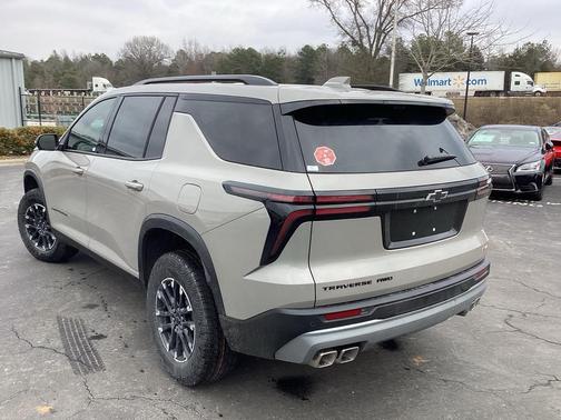 2026 Chevrolet Traverse AWD Z71