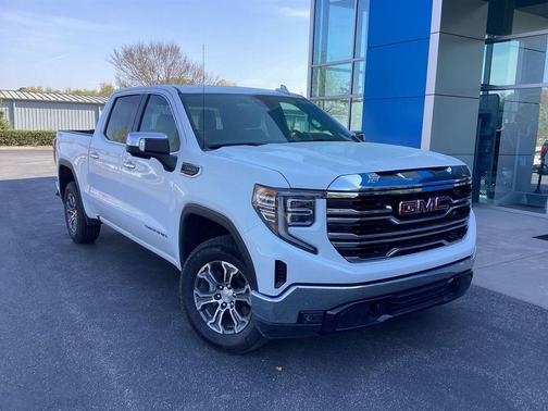 2025 GMC Sierra 1500 SLT