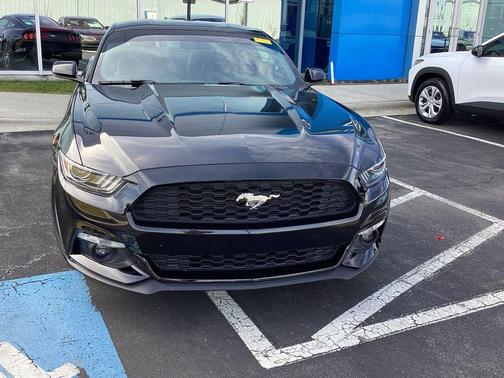 2017 Ford Mustang EcoBoost