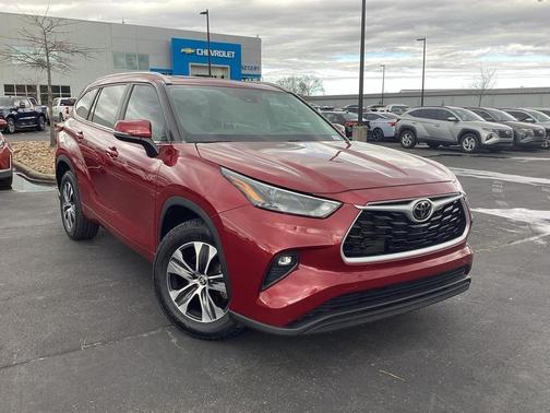 2023 Toyota Highlander XLE