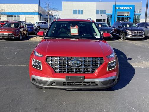 2022 Hyundai VENUE Limited