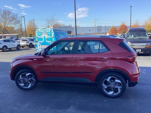 2022 Hyundai VENUE Limited