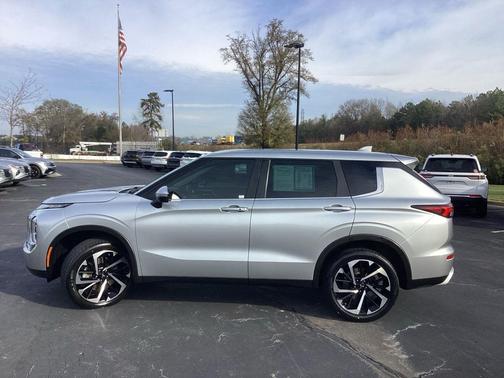 2023 Mitsubishi Outlander SE 2.5 S-AWC