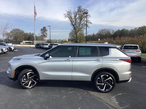 2023 Mitsubishi Outlander SE 2.5 S-AWC