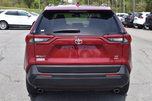 2020 Toyota RAV4 LE