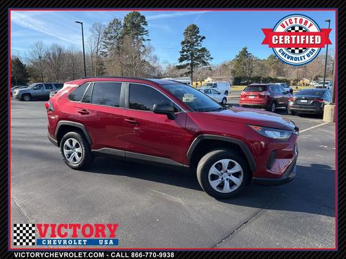 2020 Toyota RAV4 LE