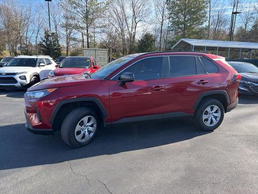 2020 Toyota RAV4 LE