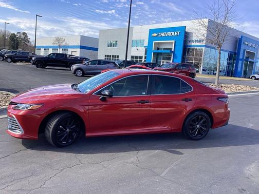 2024 Toyota Camry LE