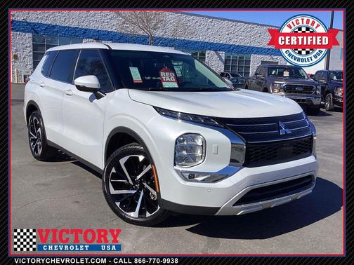 2024 Mitsubishi Outlander SE Black Edition w/Pano Roof S-AWC