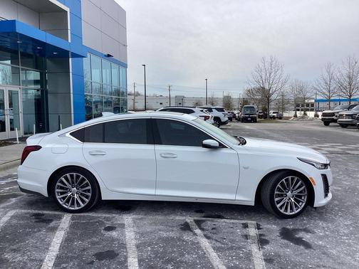 2022 Cadillac CT5 Premium Luxury