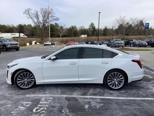 2022 Cadillac CT5 Premium Luxury