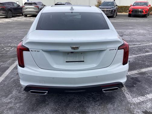2022 Cadillac CT5 Premium Luxury