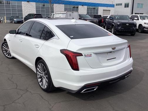 2022 Cadillac CT5 Premium Luxury