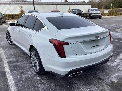 2022 Cadillac CT5 Premium Luxury