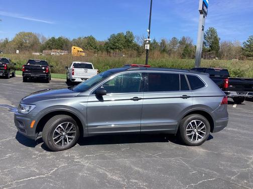 2021 Volkswagen Tiguan 2.0T SE 4MOTION