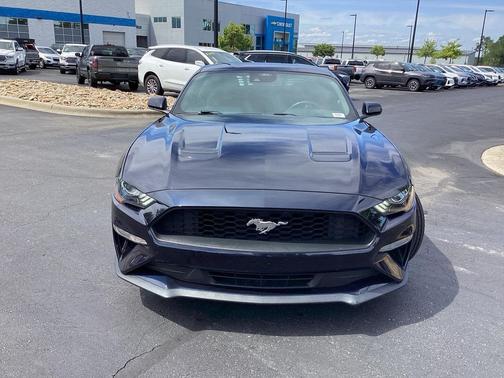 2021 Ford Mustang EcoBoost