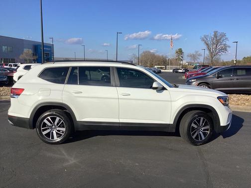 2023 Volkswagen Atlas 2.0T SE
