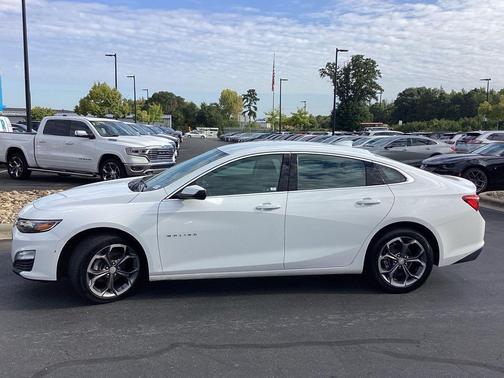 2023 Chevrolet Malibu FWD 1LT