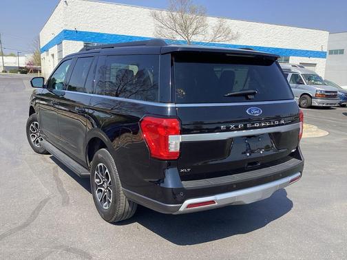 Black Metallic 2024 Ford Expedition Max XLT