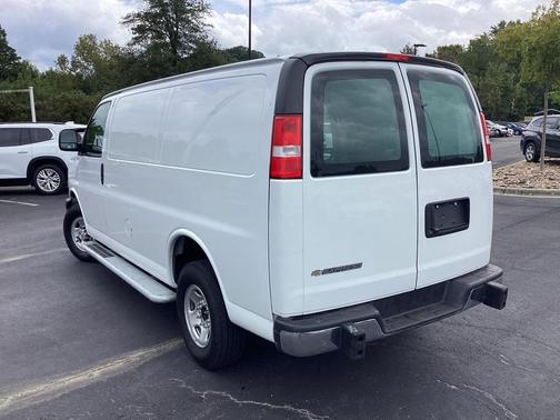 2024 Chevrolet Express 2500 RWD 2500 Regular Wheelbase WT