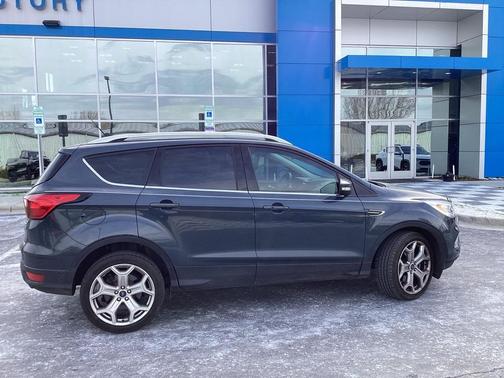 2019 Ford Escape Titanium